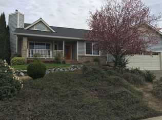 1403 Brittany Ct, Grants Pass, OR 97527