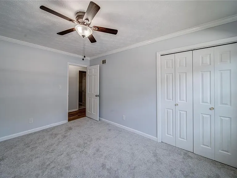 280 Winding River Dr #B — Photo 30