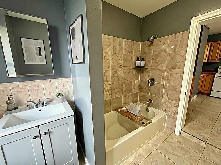 105 Wegman Pkwy #2 — Photo 14
