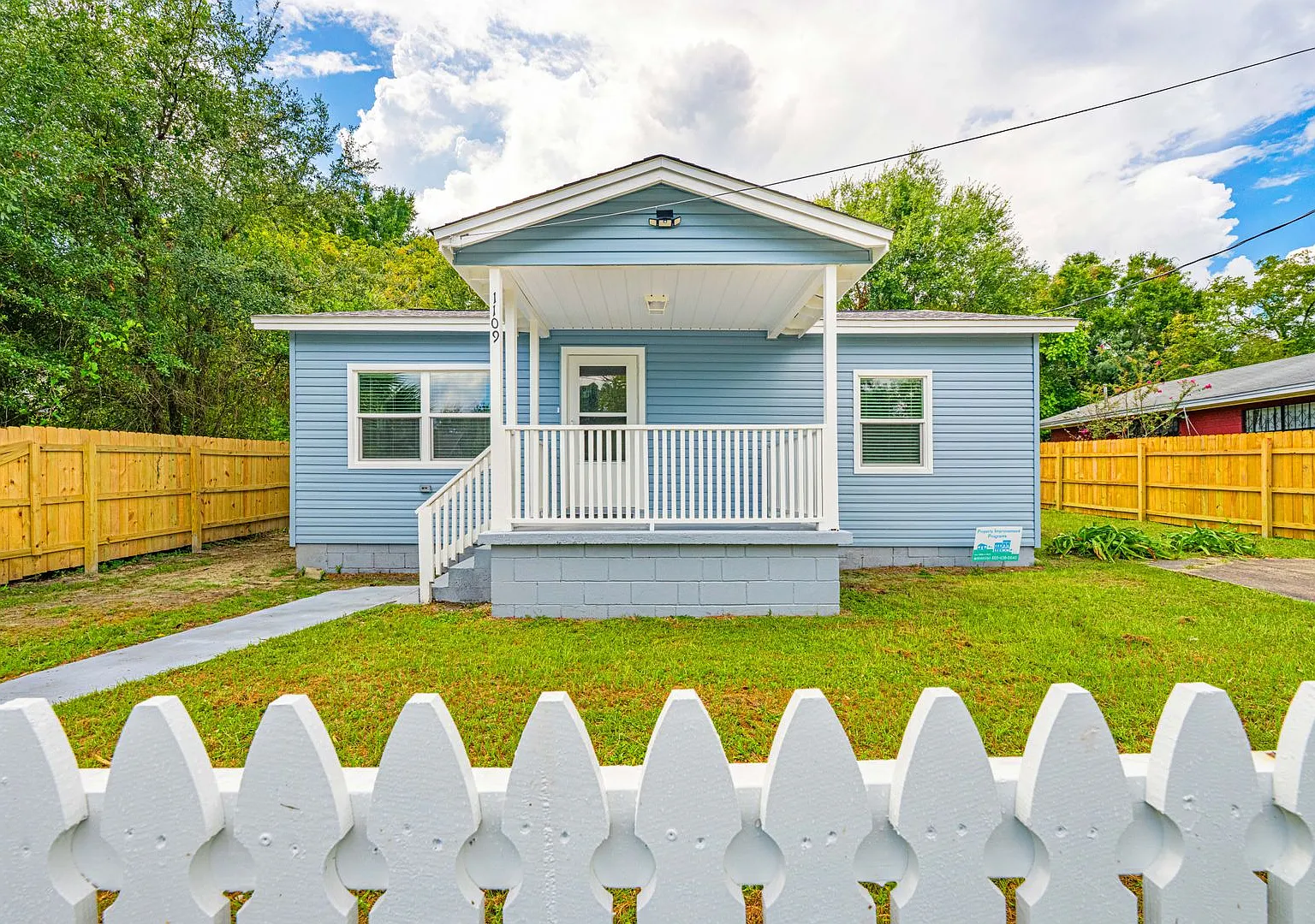 Fully Remodeled Downtown Pensacola Home — Photo 3
