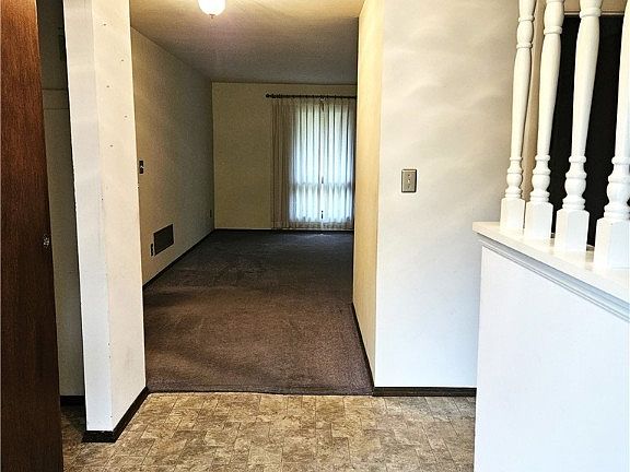 3rd image of 2323 King Richard Pkwy