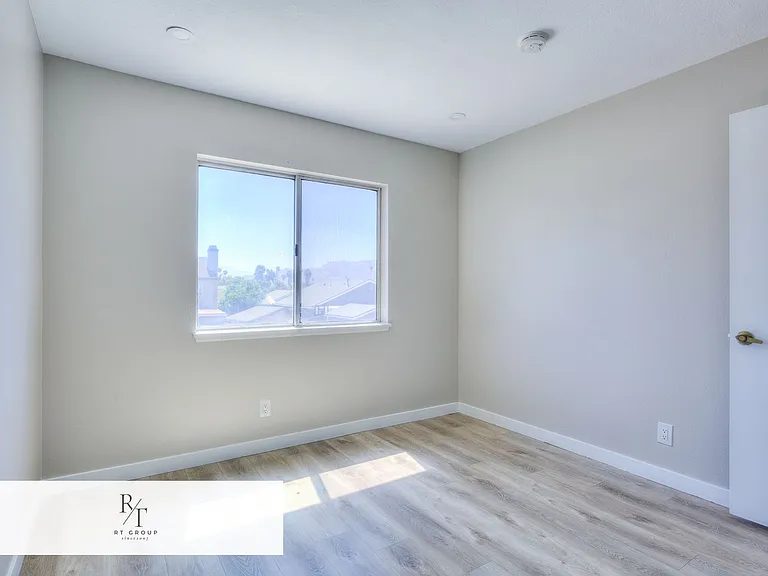 15326 Swarens Ct — Photo 26