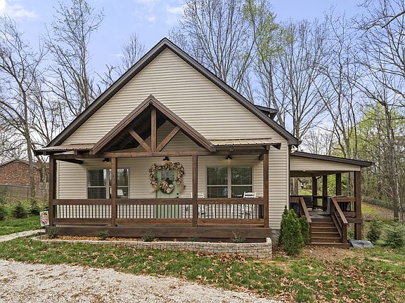 2nd image of 103 Pigeon Hollow Rd