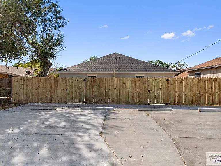 835 E Taylor St #B — Photo 19