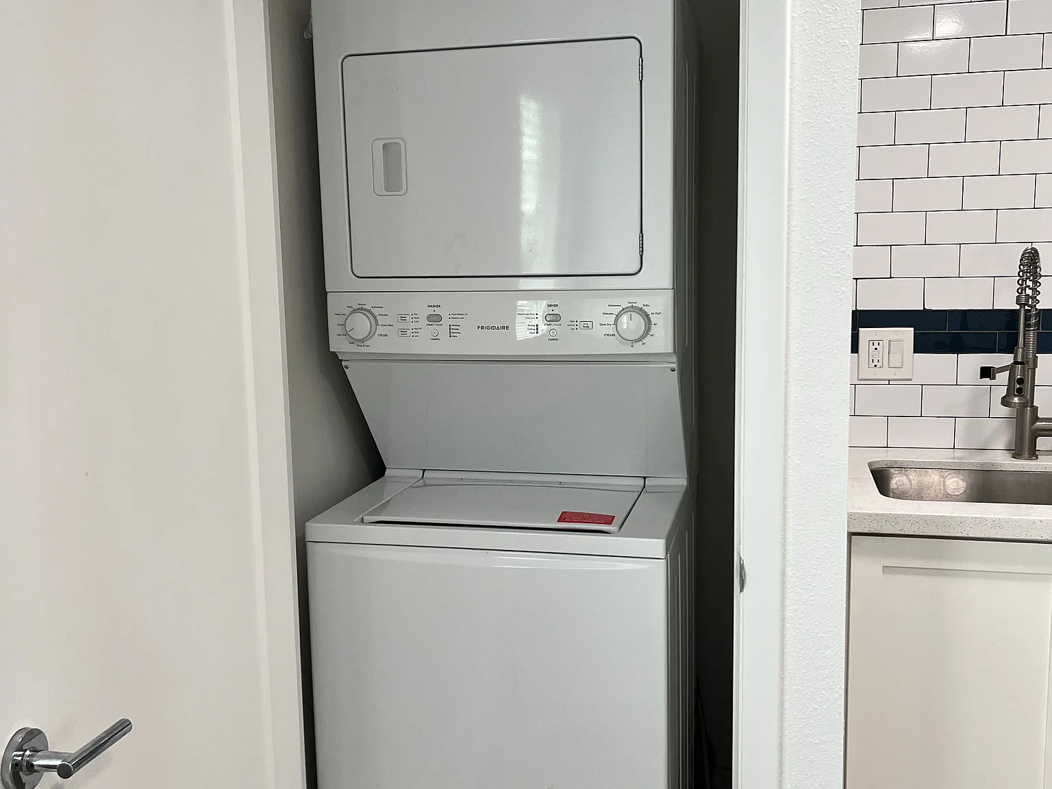 2 bed, 900 sqft, $1,195 — Photo 3