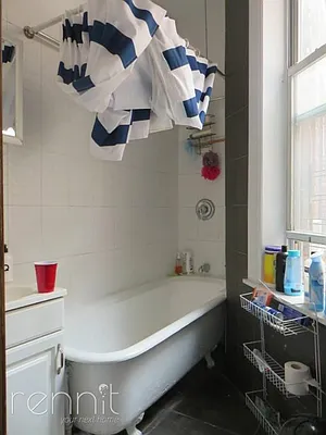 Rented by Rennit Inc. | media 21