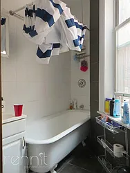 Rented by Rennit Inc.