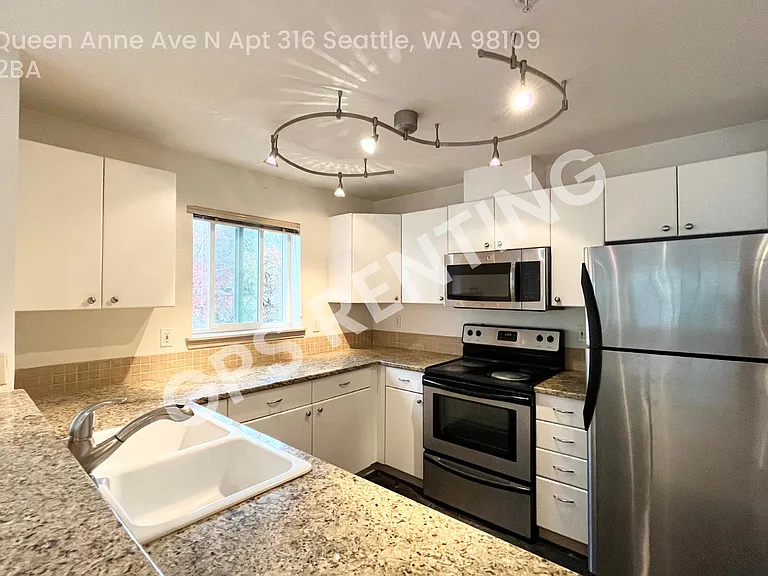 323 Queen Anne Ave N #316 — Photo 7