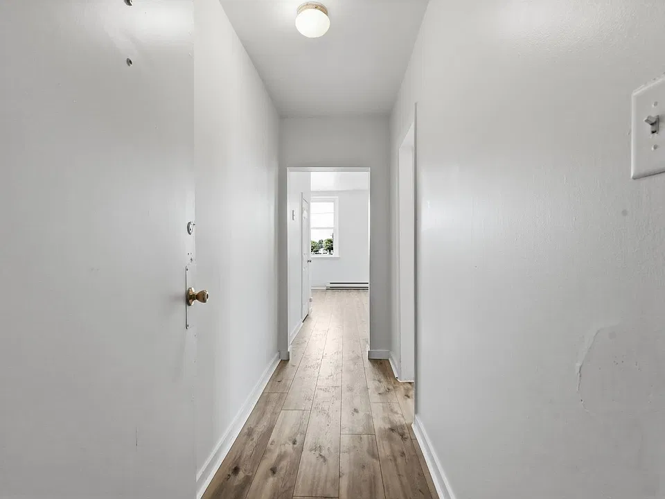 101 West Main St