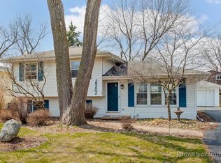 1N202 Ellis Ave, Carol Stream, IL 60188