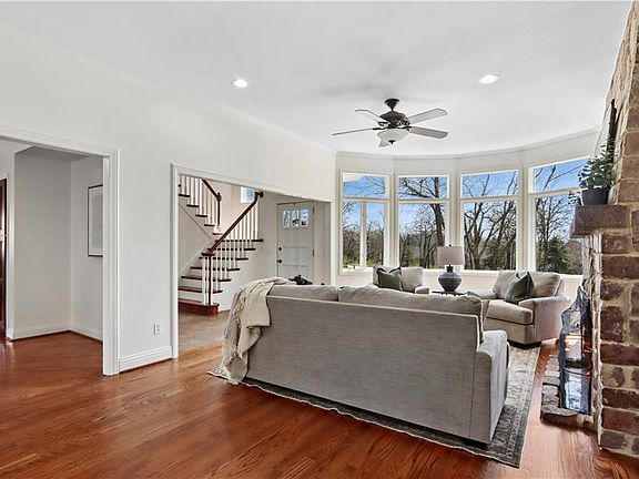 2nd image of 17010 Palos Verdes Dr
