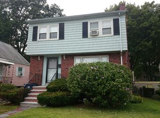 26 Keith St, West Roxbury, MA 02132