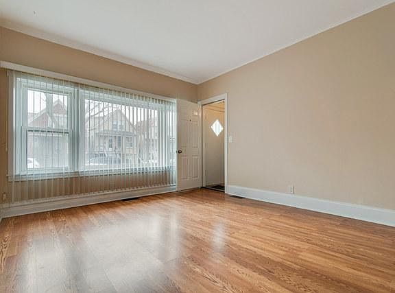 3rd image of 1634 W Hollywood Ave #1