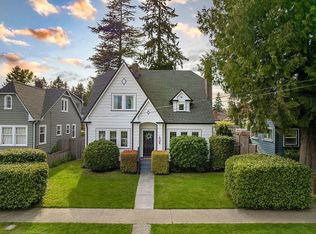814 S Madison St, Tacoma, WA 98405