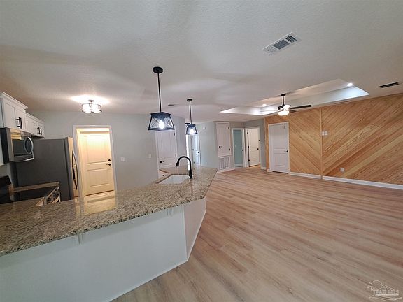 5th image of 5971 Pursley Ave