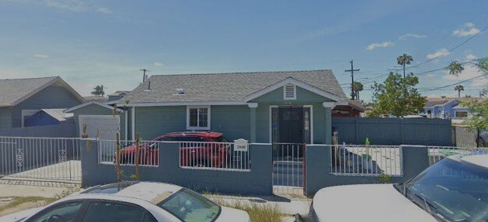 1st image of 3690 43rd St