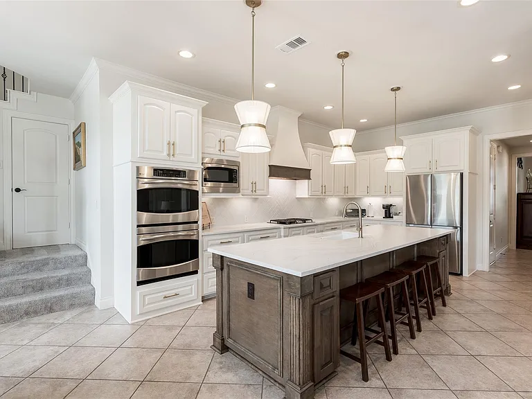 2447 Monarch Terrace Dr — Photo 11