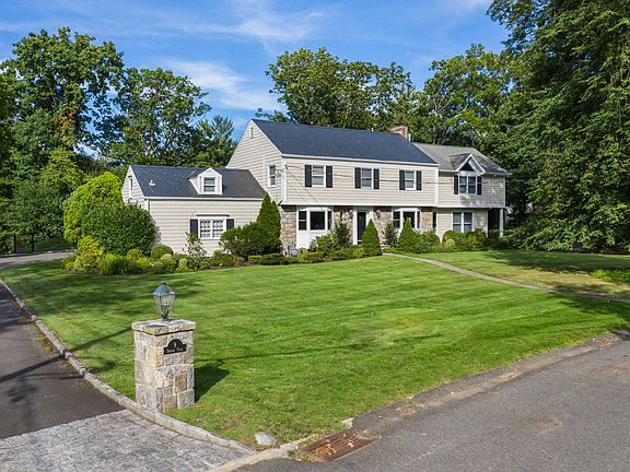 9 Seneca Trail EXT 34 - PRINT.jpg