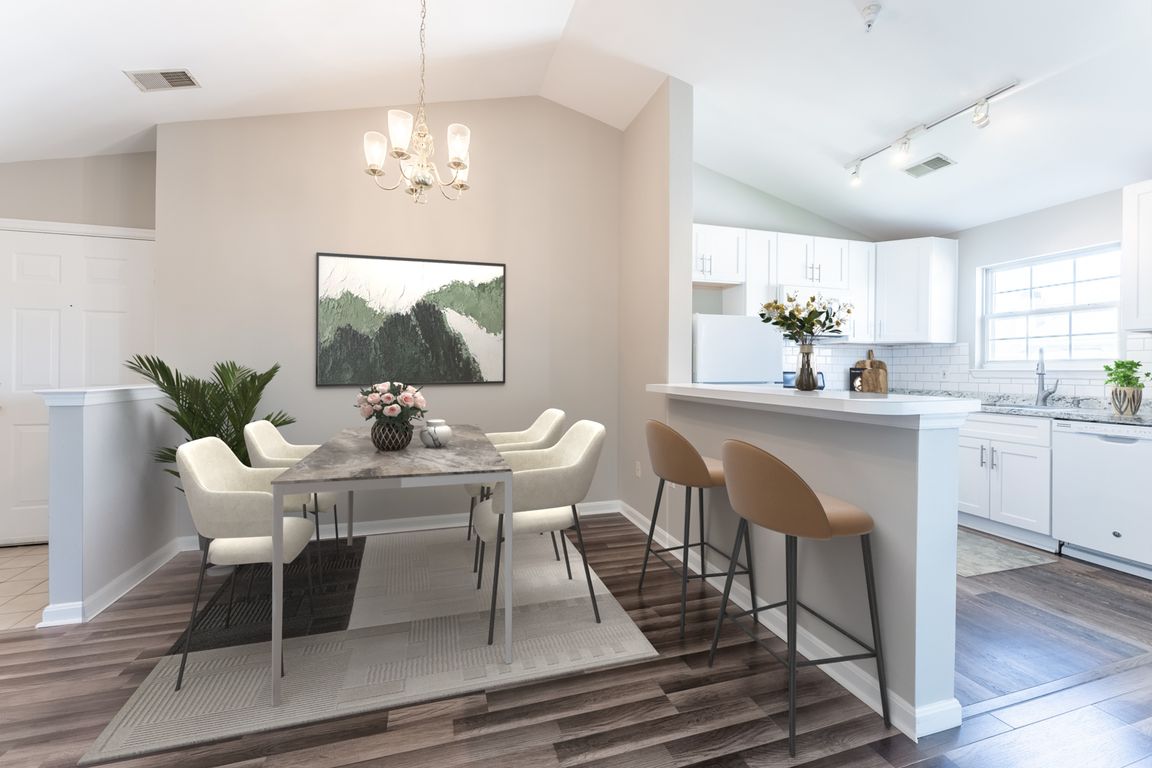 DiningRoom