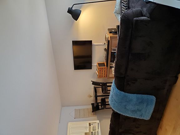 5th image of 3550 N Lake Shore Dr APT 219