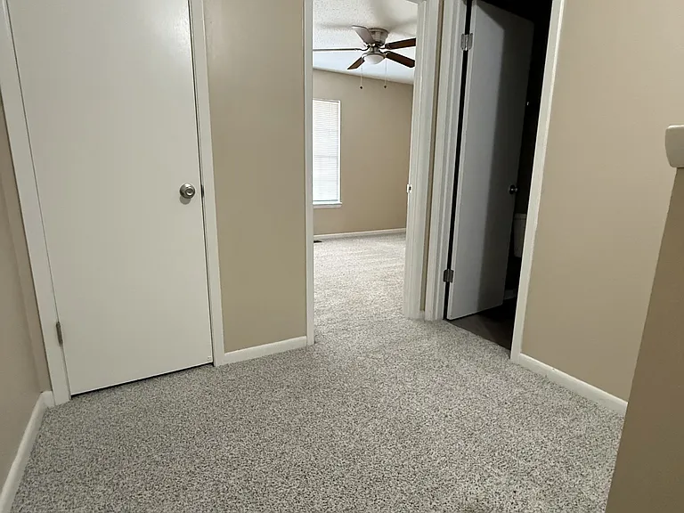 816 Shadow Ln #1 — Photo 11