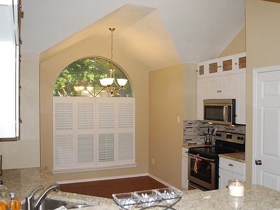 5th image of 515 Anthony Dr
