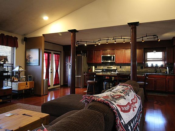 4th image of 5116 Wolflake Dr