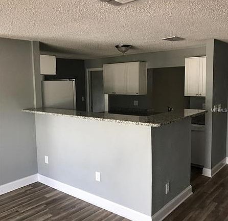 4th image of 702 Leeward Way