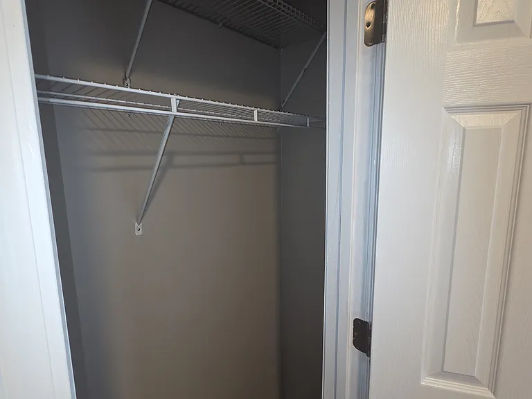 95 Ashton Ct — Photo 41
