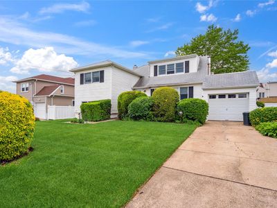 227 Lincoln Avenue, Island Park, NY, 11558