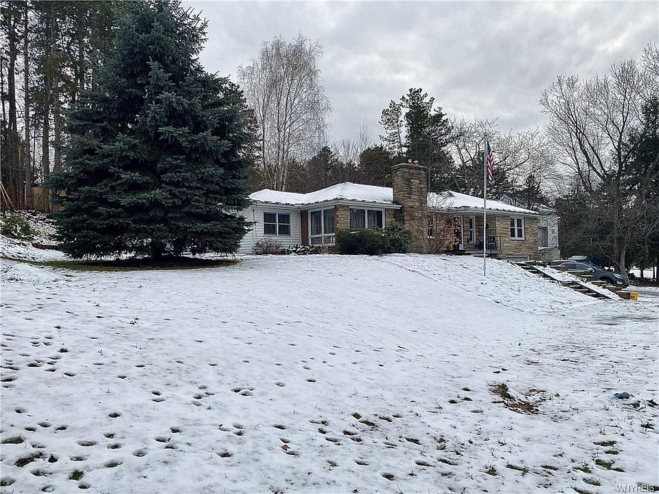 1st image of 8716 Woodside Dr