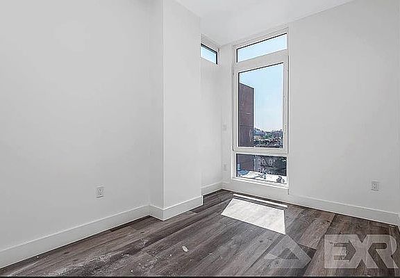 5th image of 43 Claver Pl #4J