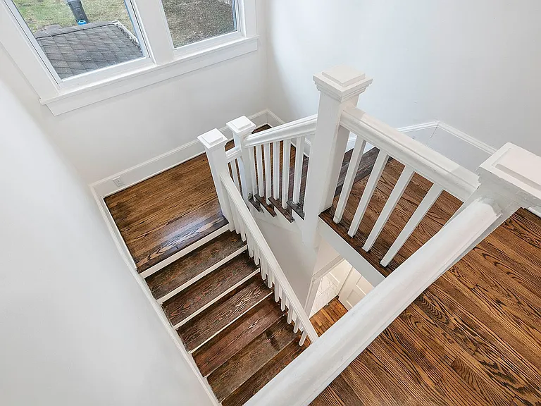 104 E Glenwood Ave — Photo 28
