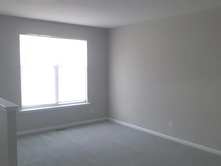 139 S Riding Blvd — Photo 3