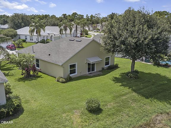 3rd image of 144 Gala Cir