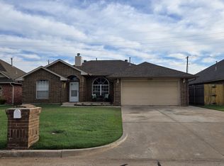 4813 Montclair Rd, Del City, OK 73115