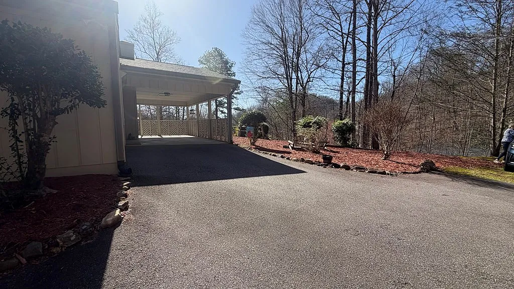 2 bed, 2.0 bath, $2,000 — Photo 3