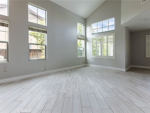 5th image of 8352 Clover Creek Rd