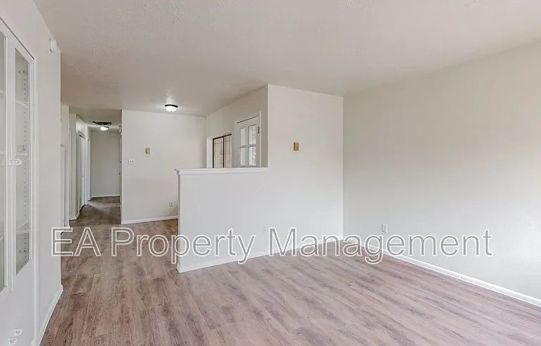 12912 Marva Pl SE — Photo 27