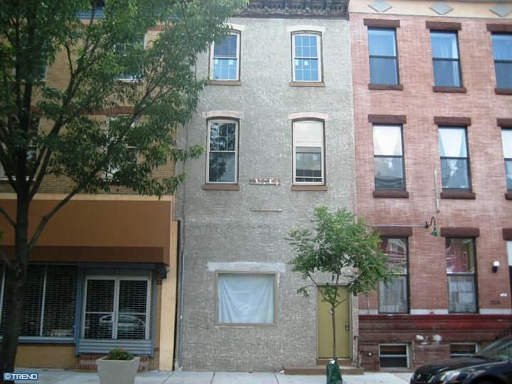 1st image of 2216 Frankford Ave