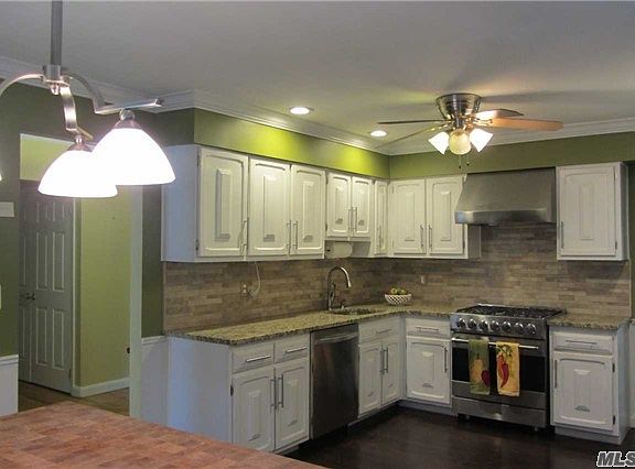 2nd image of 21 Osage Dr