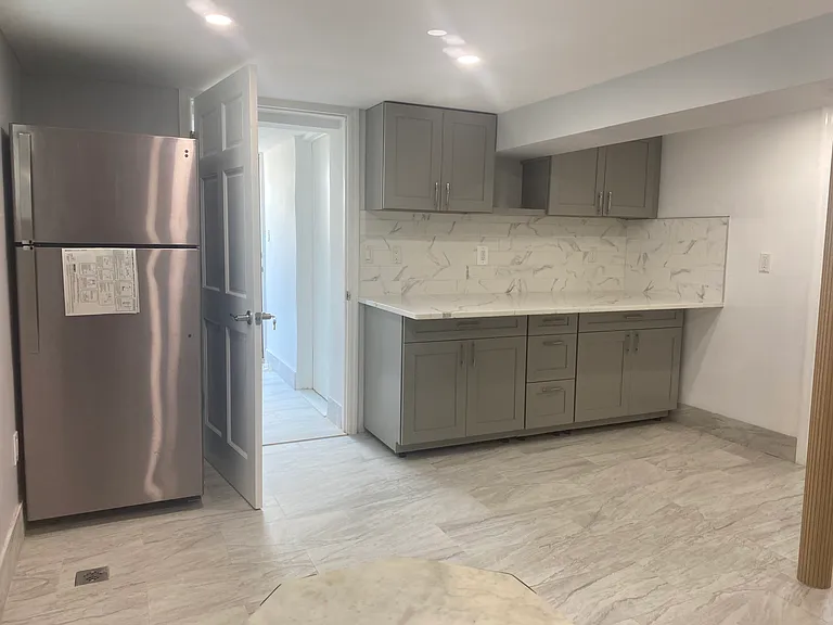 Edison Ave — Photo 9