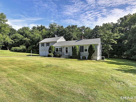 2nd image of 519 Ferry Road