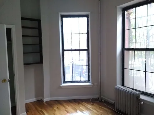Rented by Brooklyn Group | media 4