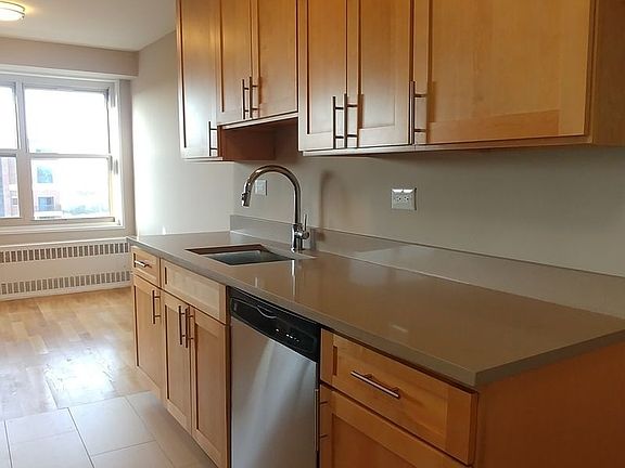 5th image of 12333 83rd Ave APT 1708