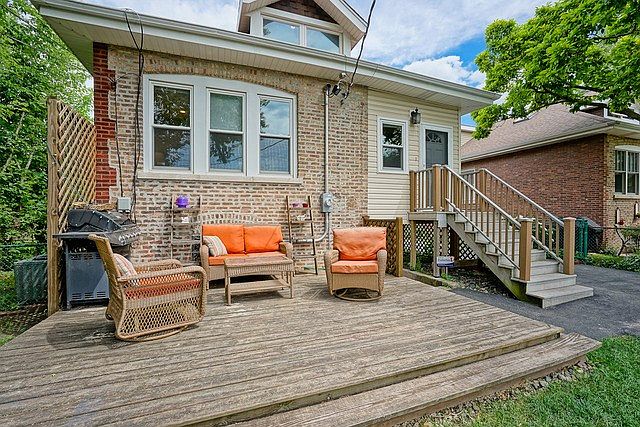 2nd image of 2127 W 91st St