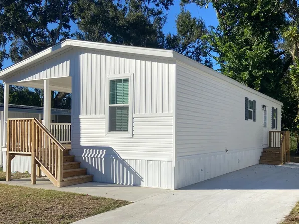 841 Walker Dr #18, Tampa, FL 33613