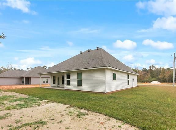 4th image of 41409 Schafer Dr