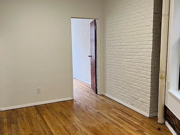 4th image of 132 E 17th St APT 51