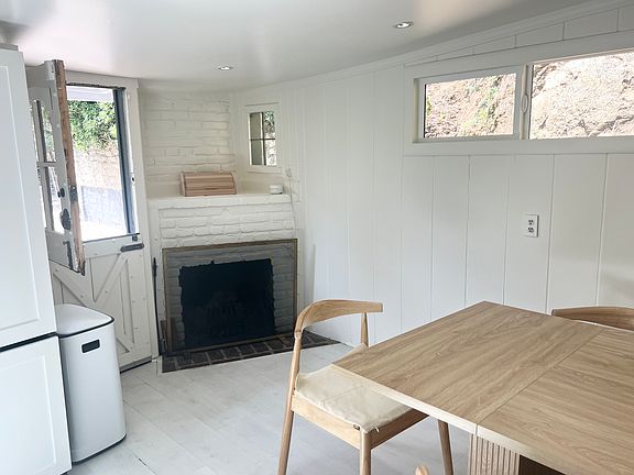 2nd image of 8301 Lookout Mountain Ave